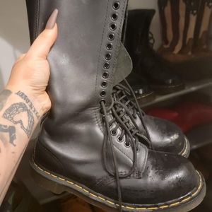 Lace up Dr. Martens